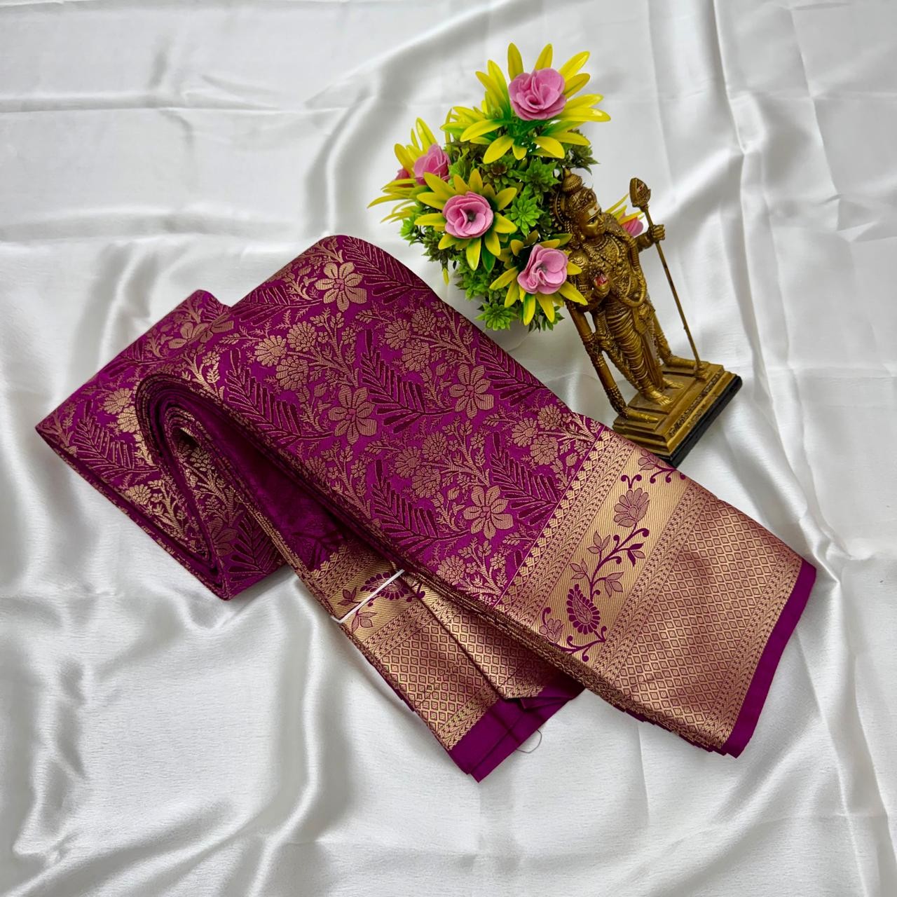 Mugurtham pattu